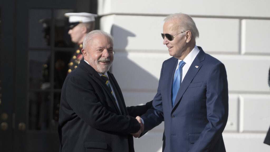 Luiz Inácio Lula da Silva y Joe Biden.Chen Mengtong / China News Service / VCG / Gettyimages.ru