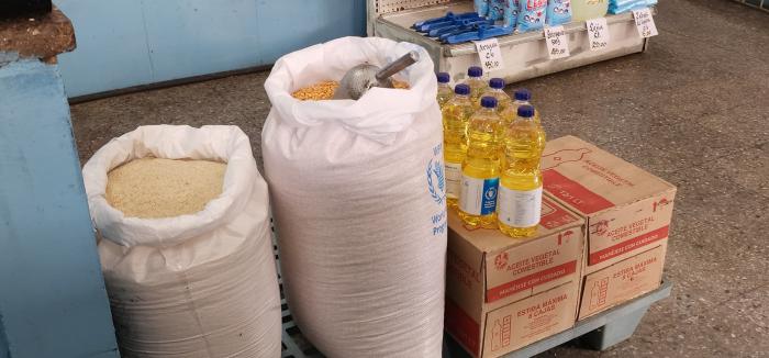 Donativo ruso de aceite vegetal // Foto: PMA