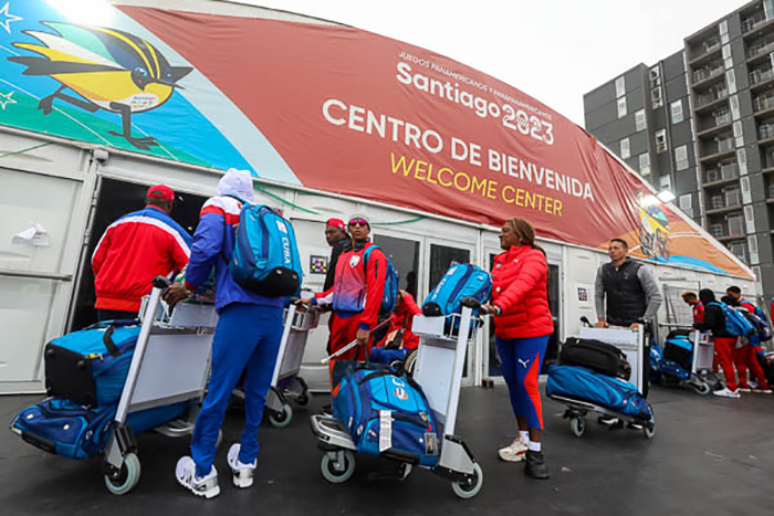 Delegación cubana arriba a la Villa Parapanamericana previo al inicio de los VII Juegos Parapanamericanos Santiago 2023, el 12 de noviembre de 2023 en Cerrillos, Chile. // Foto: Calixto N. Llanes/Periódico JIT (Cuba)