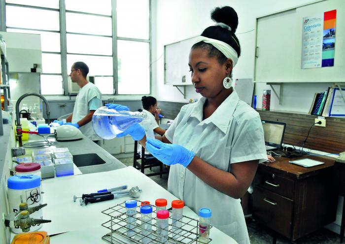 El Programa Nacional para el Adelanto de las Mujeres se perfecciona para vencer todos los imposibles. // Foto: José Manuel Correa