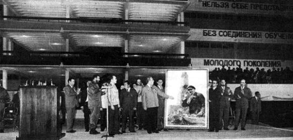 Fidel Castro inaugura junto a Leonid Brezhnev la Escuela Vocacional “Vladimir Ilich Lenin”, 31 de enero de 1974. // Foto: Sitio Fidel Soldado de las Ideas