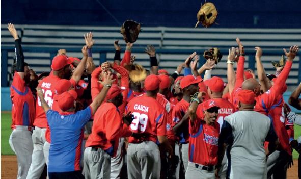 Artemisa hace historia en la pelota cubana: por primera vez está en una final. // Foto: Ricardo López Hevia