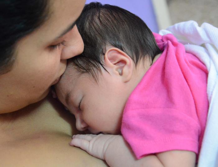 Es la segunda vez en menos de un quinquenio que Cuba adopta una resolución importante para los progenitores // Foto: Anabel Díaz Mena