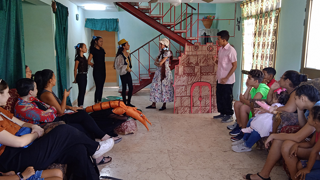 Presentan la obra El camarón encantado, en la Casa de niños sin amparo familiar // Foto: Marlene Herrera