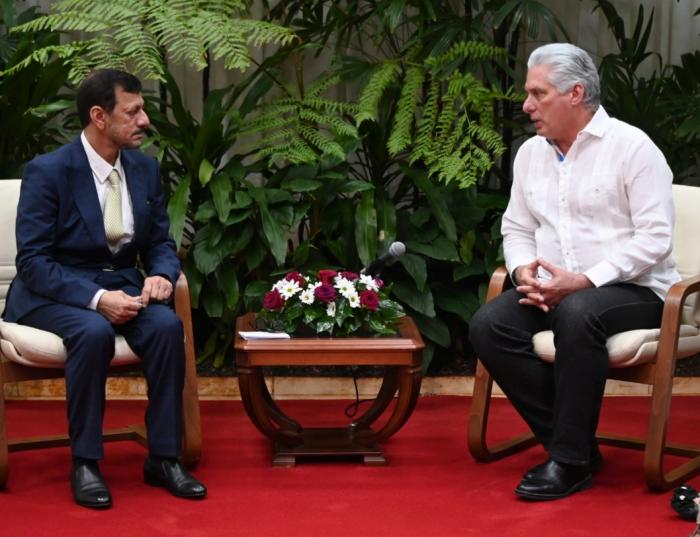 Díaz-Canel recibió a Abdulsalam M. Abdullah Al-Murshidi, presidente de la Autoridad de Inversiones de Omán (OIA) // Foto: Estudios Revolución