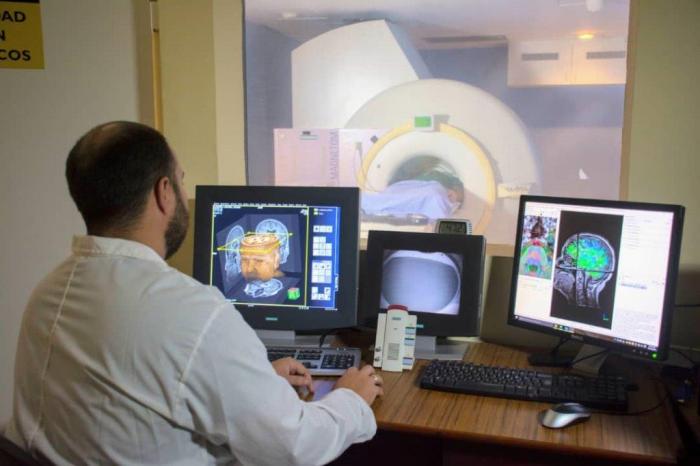 Los estudios imagenológicos del cerebro son claves en las investigaciones sobre la enfermedad de Alzheimer. Foto: CORTESÍA DE MORAIMA ENRÍQUEZ MARTÍNEZ