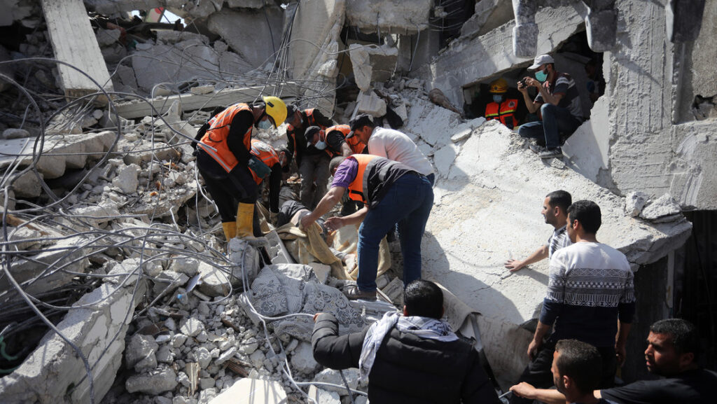 Ataque aéreo israelí en Rafa, sur de Gaza, 2 de abril de 2024.Ismael Mohamad / Legion-Media
