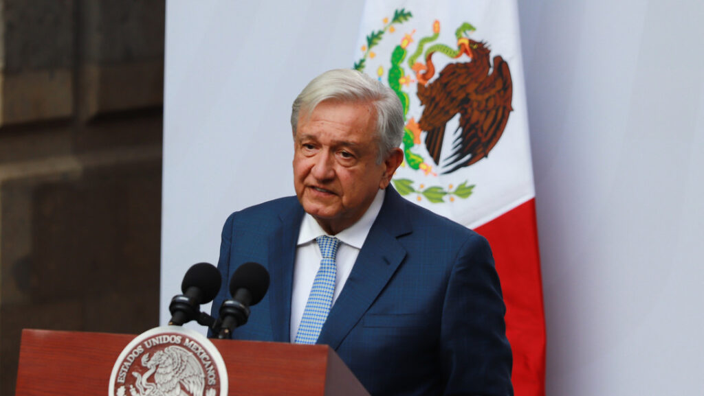 Andrés Manuel López Obrador durante una ceremonia en Palacio NacionalCarlos Santiago / Eyepix Group / LightRocket / Gettyimages.ru