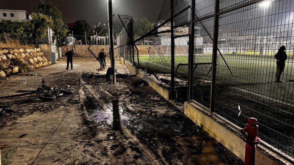 El lugar de un ataque con cohetes en Majdal Shams, en los Altos del Golán ocupados por Israel, el 27 de julio de 2024.Samir Abdalhade / Gettyimages.ru