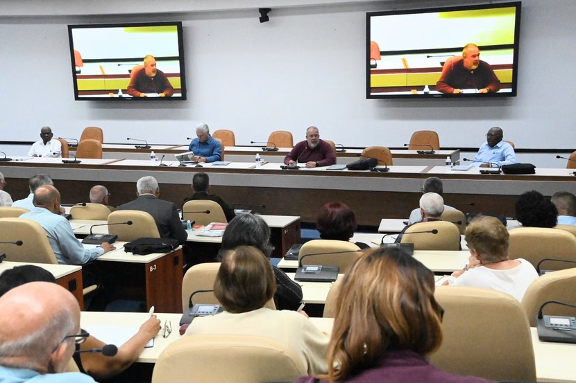 Estudios Revolución
