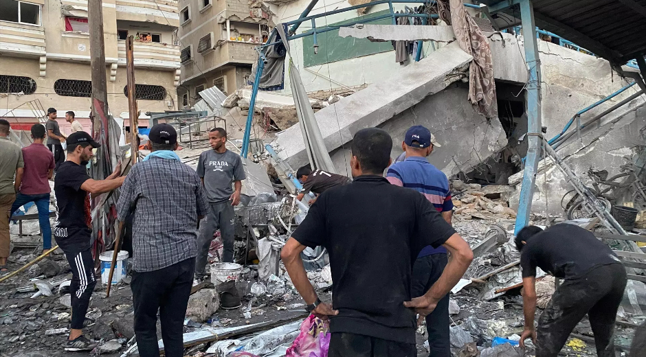 Imagen de archivo de un edificio en la Franja de Gaza tras ser bombardeado por el ejército israelí. Foto: Hadi Daoud/ Zuma Press/ ContactoPhoto/ EUROPA PRESS.