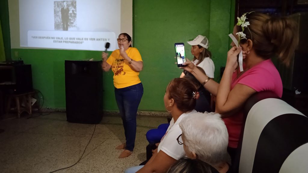 Mujer emprendedora y empoderamiento. Retos y perspectivas fue el tema de la conferencia taller // Foto: Marlene Herrera