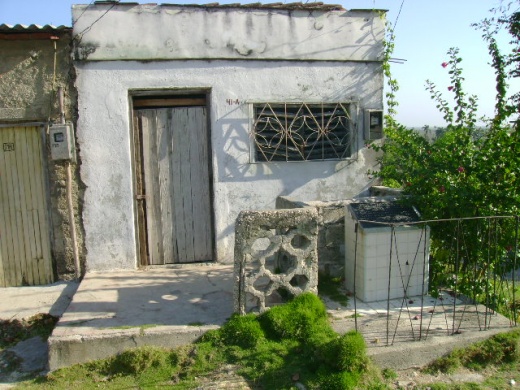 Casa de los Hermanos Cordové, en el Reparto Caymari de Manzanillo