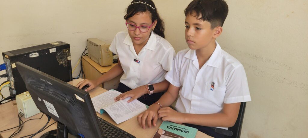 El aprendizaje digital motiva al estudio// Foto Katherine Cedeño Aleaga
