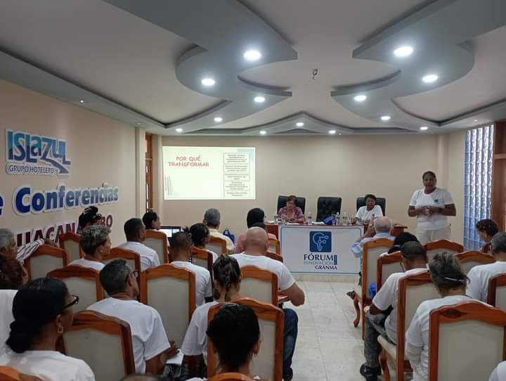 Fotos tomadas del perfil de Facebook de la Comunicadora Asamblea Manzanillo
