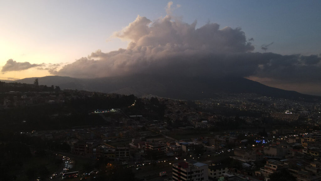 Vista área de un apagón sectorizado en Quito, Ecuador, el 15 de octubre de 2024.Franklin Jacome / Agencia Press South / Gettyimages.ru