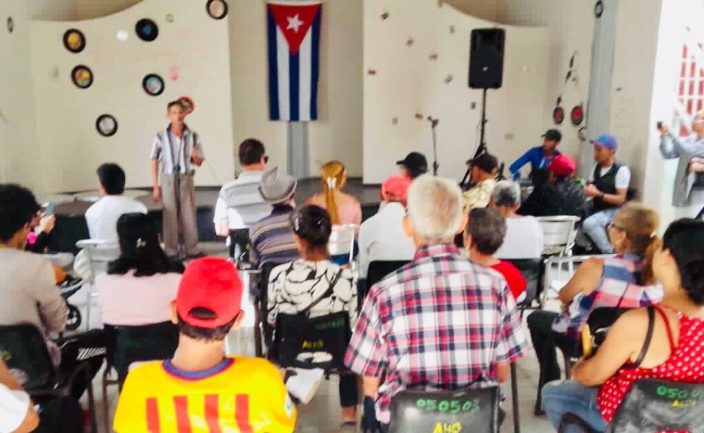 Intervención en la Casa del Joven Creador de Manzanillo // Fotos cortesía de Ricardo Campusano