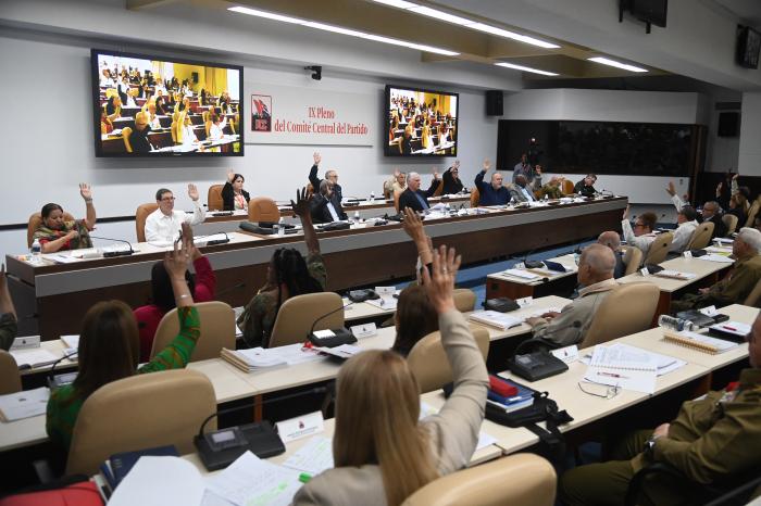  IX Pleno del Comité Central del Partido Comunista de Cuba Foto: Estudios Revolución 