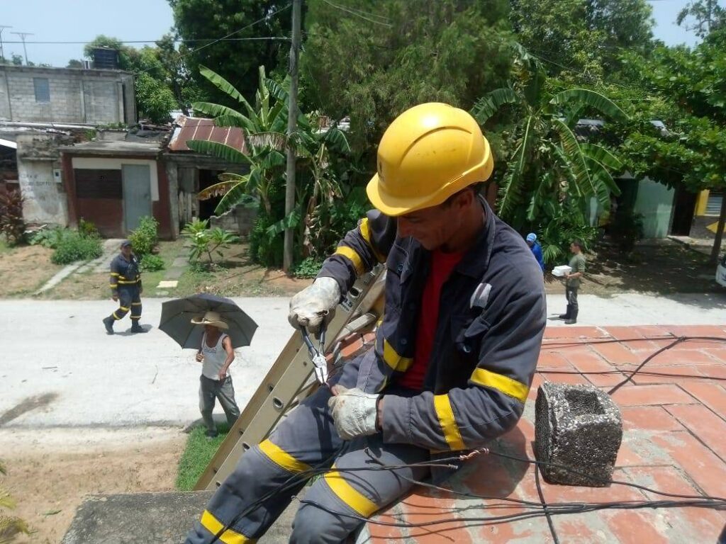Foto: Empresa Eléctrica Granma (Facebook)