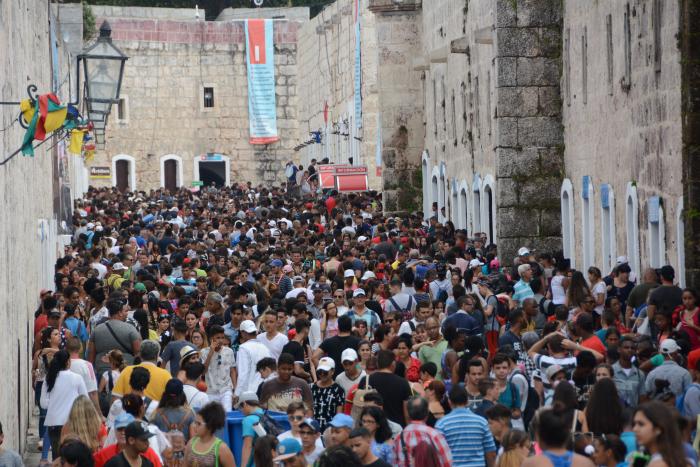 Con 18 subsedes en La Habana y una acendrada proyección comunitaria, la Feria pretende extenderse a barrios, centros estudiantiles y de trabajo, hospitales y centros penitenciarios Foto: Juvenal Balán