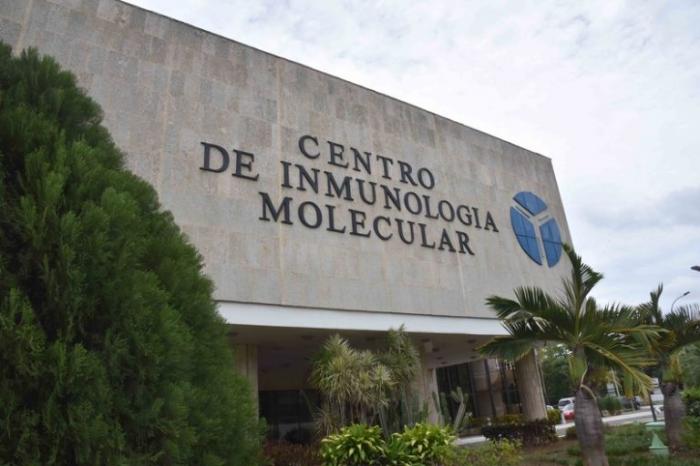 Fachada del Centro de Inmunología Molecular (CIM), en La Habana, Cuba, el 13 de mayo de 2020. Foto: Omara García Mederos