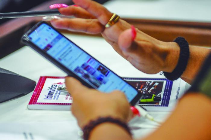 Los planes de datos, SMS y voz poseen vigencia de 35 días. Foto: José Manuel Correa