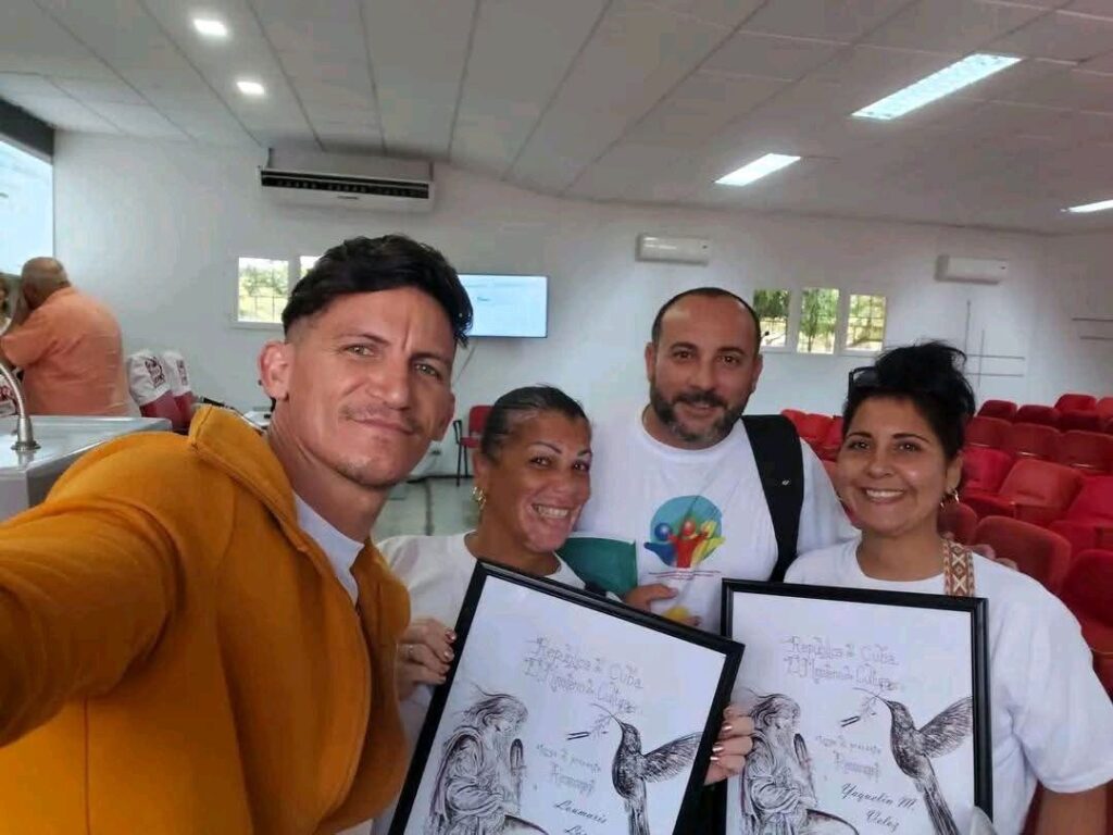 Los proyectos Colmenita Corazón Gigante y Corales del Golfo fueron reconocidos por el Ministerio de Cultura de Cuba // Foto: Cortesía de Yaquelin Véliz