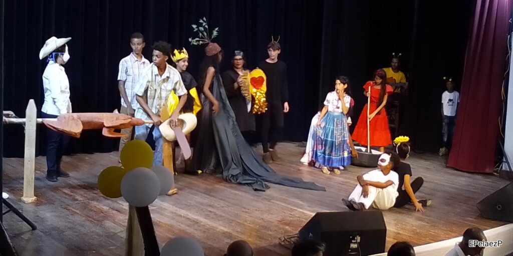 Obra Romelio y Juliana de la Colmenita Corazón Gigante // Foto: Eliexer Pelaez Pacheco
