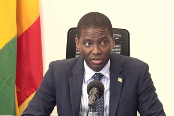 Dickon Mitchell, primer ministro de Granada. Foto: Loop News.
