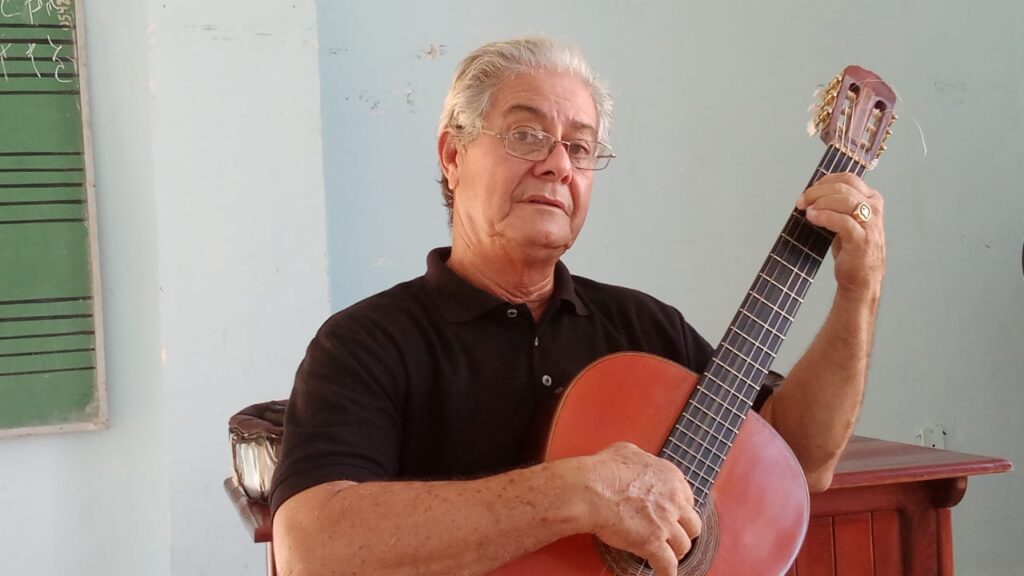 Juan García Ramírez, manzanillero fiel  y defensor de la cultura en su terruño // foto Erenia Tamayo Torres 