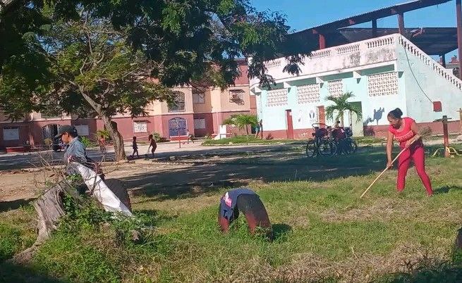 Foto: UJC Manzanillo en Facebook 