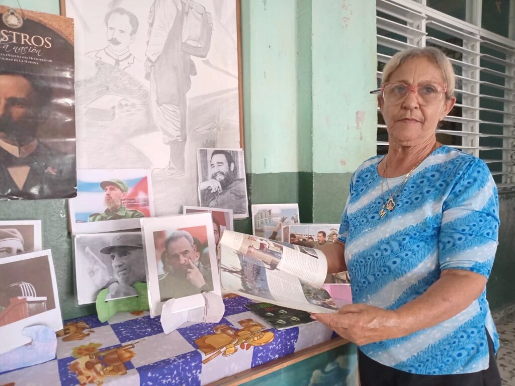 María Esther Rodríguez Torres, maestra de Historia y Educación Ciudadana // Foto: Claudia Sánchez 