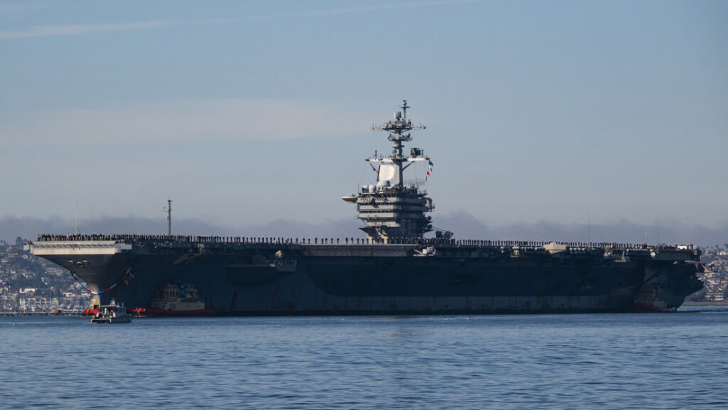 USS Abraham Lincoln. Gettyimages.ru 