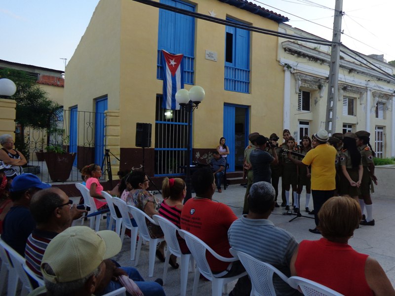 Desde el seis de enero comenzó en Manzanillo la jornada de homenaje por el aniversario 173 del natalicio de José Martí que se extenderá hasta el 28 de enero // Foto: Eliexer Pelaez Pacheco
