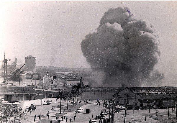 Con el sabotaje al vapor La Coubre hubo más de un centenar de muertos y desaparecidos. Foto: Archivo de Granma