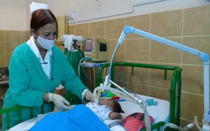 Del 1 al 30 de abril en Manzanillo Jornada nacional Un abril por la pediatría // Foto: Eliexer Peláez Pacheco