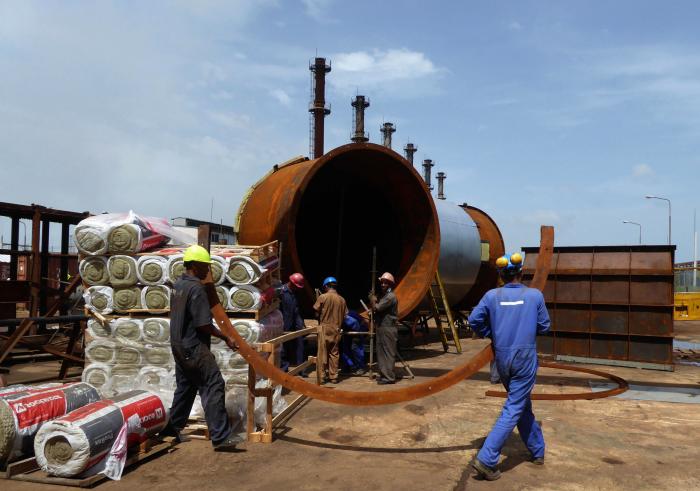 De los 570 MW que se prevén recuperar este año en la generación térmica, en los primeros tres meses se completaron 370 MW. Foto: Germán Veloz Placencia
