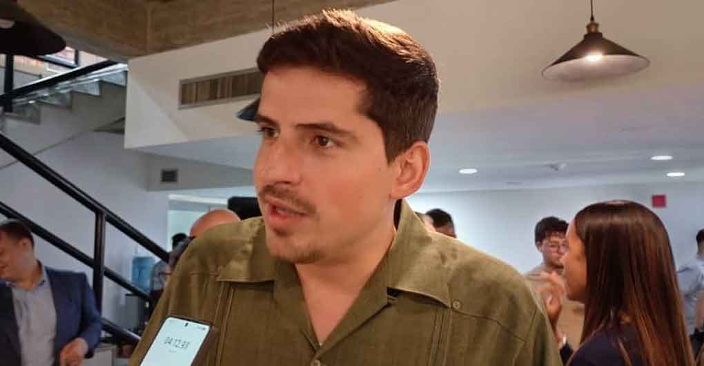 Joven solidario francés