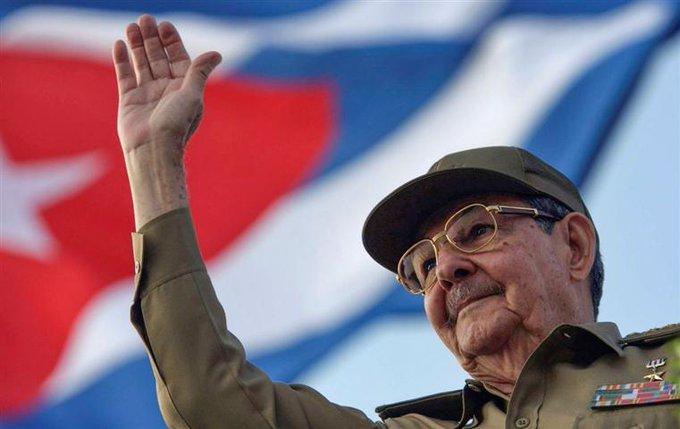 El General de Ejército Raúl Castro Ruz, símbolo de dignidad desde Cuba para el mundo. // Foto: Tomada del periódico Granma