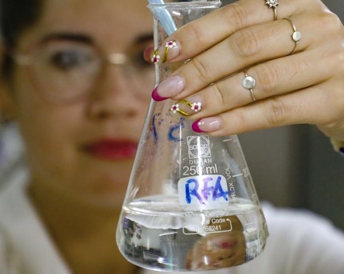La termoconversión es una línea de investigación del Ceinpet desde hace varios años// Foto: Ricardo López Hevia