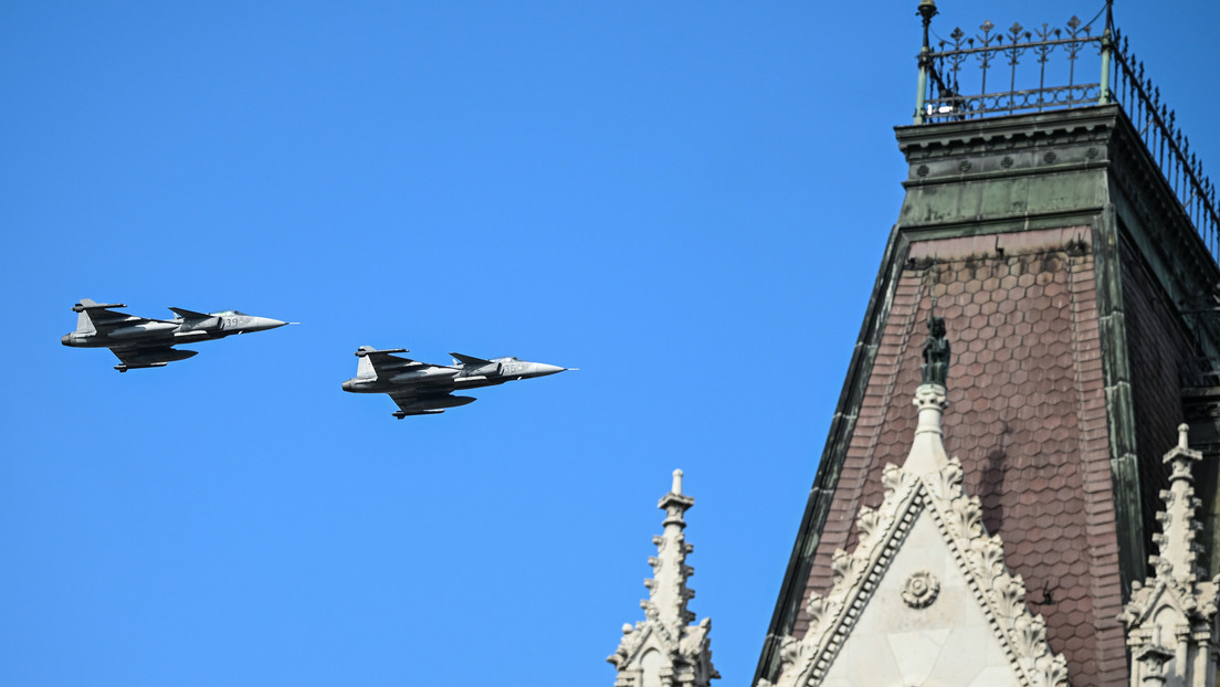 Cazas JAS-39 Gripen de la Fuerza Aérea Húngara en Budapest, Hungría, 20 de agosto de 2025Artur Widak / Gettyimages.ru 